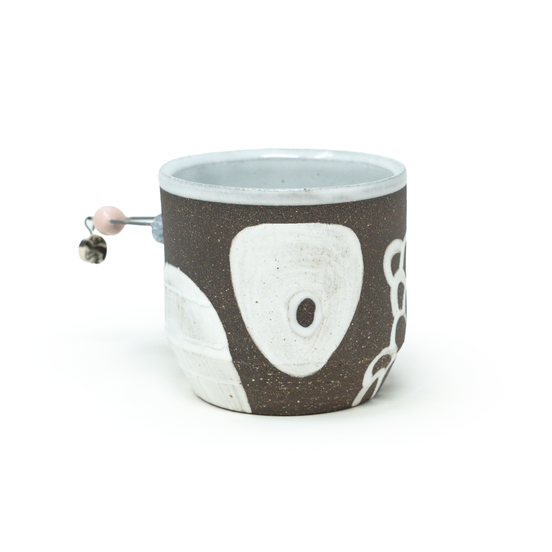 360 animation of brown and white mug